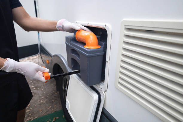 Best Portable restroom trailer rental  in Dickson, OK
